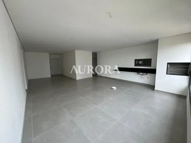 Apartamento com 250m² 3 quartos e 3 banheiros, à venda, no bairro Gleba Palhano em Londrina
