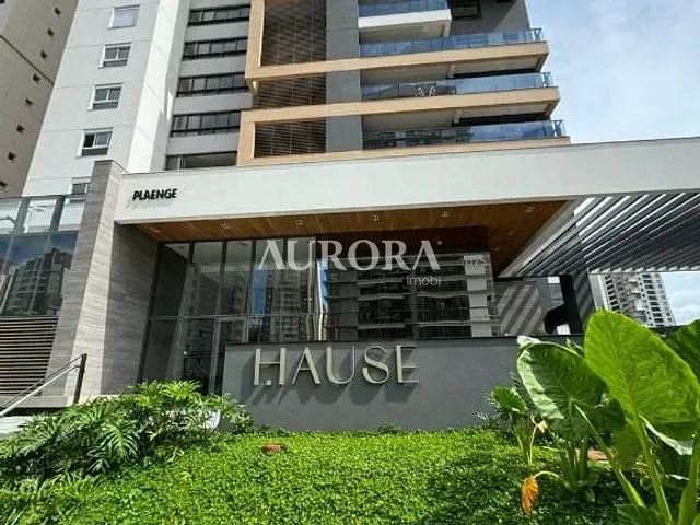 Apartamento com 250m² 3 quartos e 3 banheiros, à venda, no bairro Gleba Palhano em Londrina