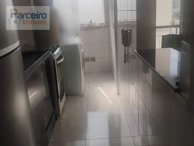 Apartamento 2 quartos e 1 banheiro, à venda, no bairro Vila Guilhermina em São Paulo