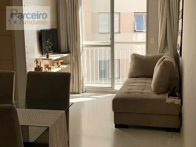 Apartamento 2 quartos e 1 banheiro, à venda, no bairro Vila Guilhermina em São Paulo