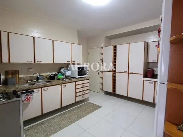 Apartamento com 160m² 2 quartos e 3 banheiros, à venda, no bairro Centro em Londrina