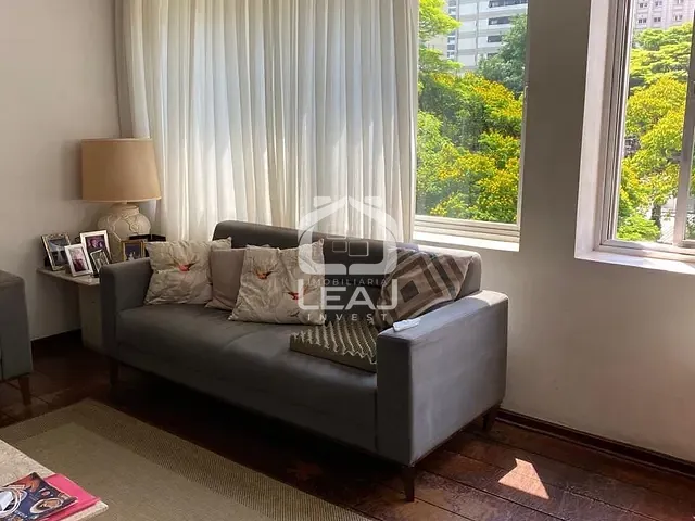 Apartamento com 182m² 3 quartos e 5 banheiros, à venda, no bairro Vila Nova Conceição em São Paulo