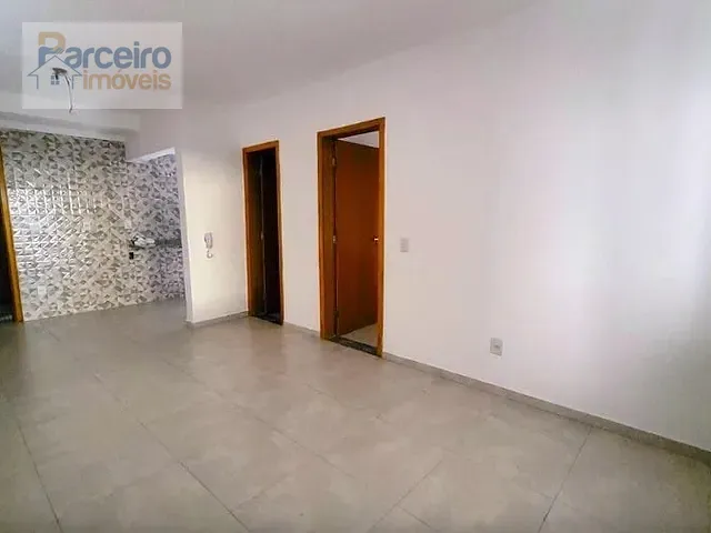 Apartamento com 36m² 1 quarto e 1 banheiro, à venda, no bairro Parque Maria Luiza em São Paulo