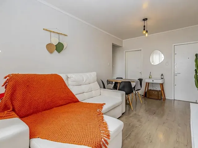 Apartamento 2 quartos e 1 banheiro, à venda, no bairro Água Verde em Curitiba
