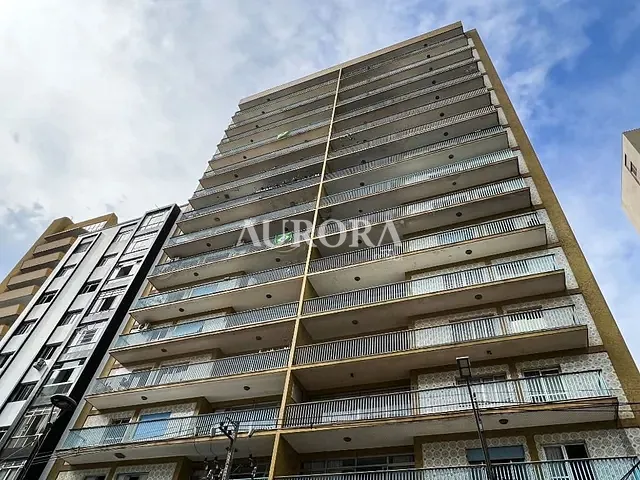Apartamento com 195m² 3 quartos e 3 banheiros, à venda, no bairro Centro em Londrina