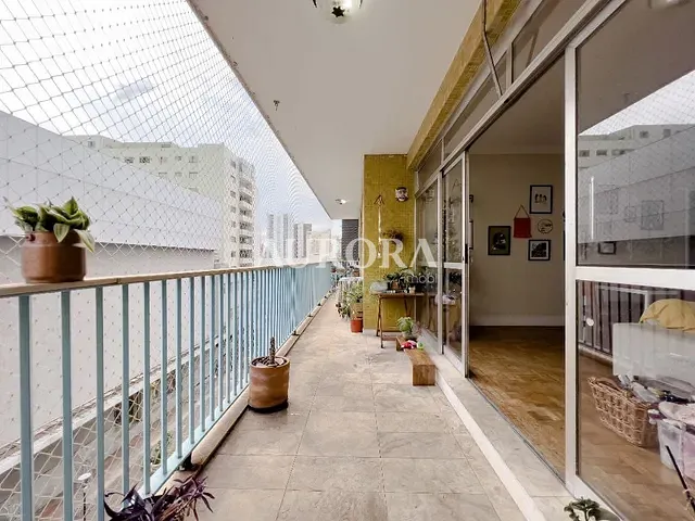Apartamento com 195m² 3 quartos e 3 banheiros, à venda, no bairro Centro em Londrina