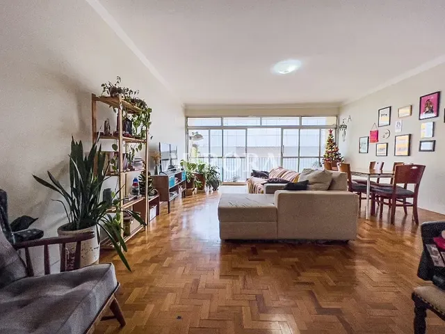 Apartamento com 195m² 3 quartos e 3 banheiros, à venda, no bairro Centro em Londrina