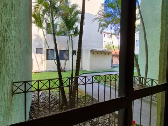 Apartamento com 55m² 2 quartos e 1 banheiro, à venda, no bairro Vila Marcondes em Carapicuíba