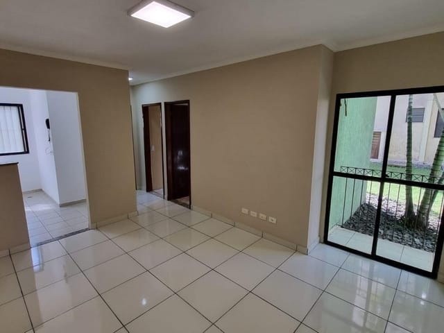Apartamento com 55m² 2 quartos e 1 banheiro, à venda, no bairro Vila Marcondes em Carapicuíba