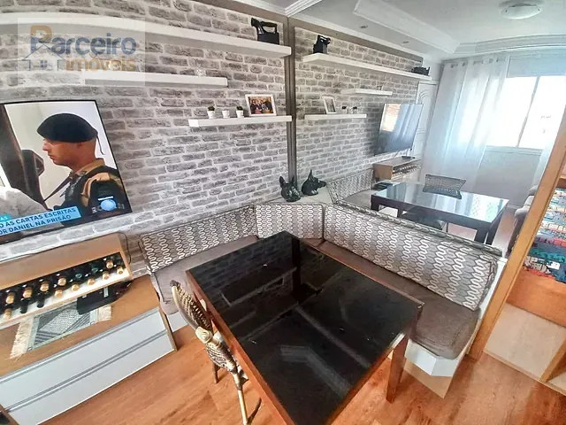 Apartamento 2 quartos e 1 banheiro, à venda ou para alugar, no bairro Vila Santana em São Paulo