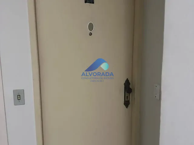 Apartamento 3 quartos e 1 banheiro, para alugar, no bairro Monte Castelo em São José dos Campos
