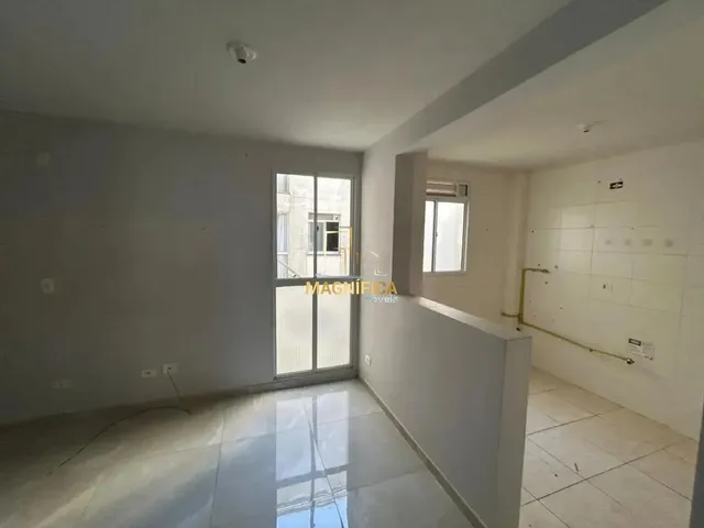 Apartamento 2 quartos e 1 banheiro, à venda, no bairro Abranches em Curitiba