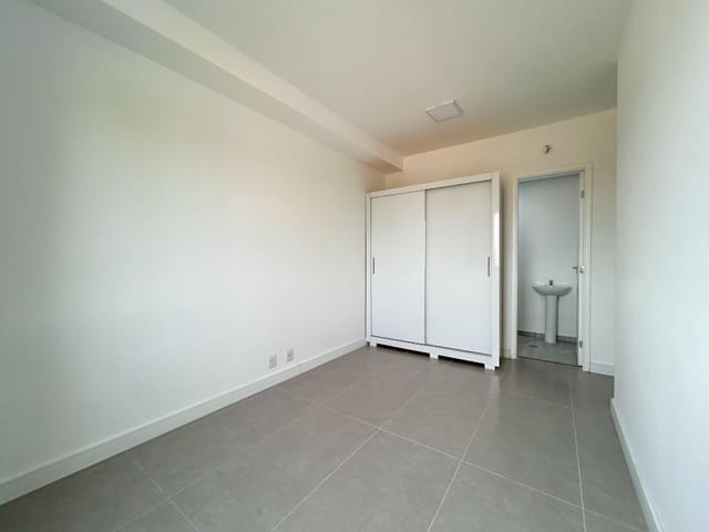 Apartamento com 55m² 2 quartos e 2 banheiros, à venda, no bairro Vila Sao Luiz (Valparaizo) em Barueri