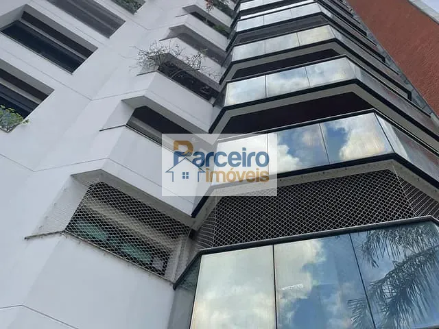 Apartamento com 168m² 3 quartos e 3 banheiros, à venda, no bairro Vila Regente Feijó em São Paulo