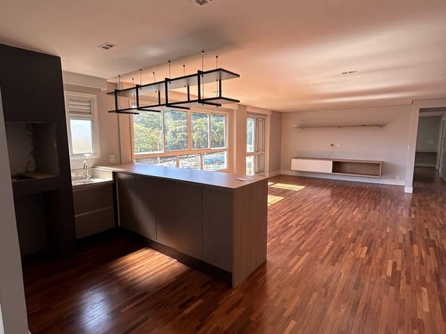 Apartamento com 116m² 2 quartos e 3 banheiros, à venda, no bairro Itaim Bibi em São Paulo