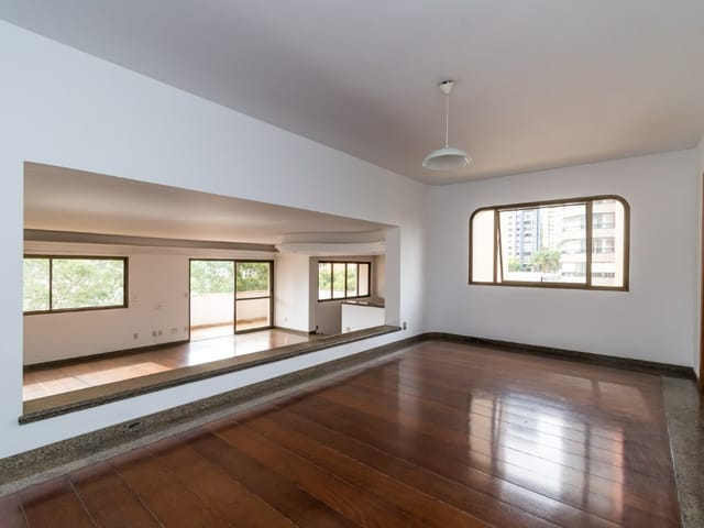 Apartamento com 370m² 4 quartos e 5 banheiros, à venda, no bairro Morumbi em São Paulo