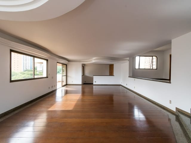 Apartamento com 370m² 4 quartos e 5 banheiros, à venda, no bairro Morumbi em São Paulo