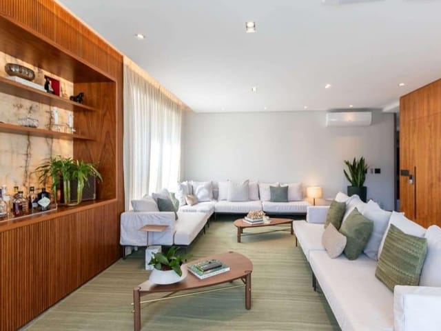 Apartamento com 230m² 3 quartos e 6 banheiros, à venda, no bairro Planalto Paulista em São Paulo