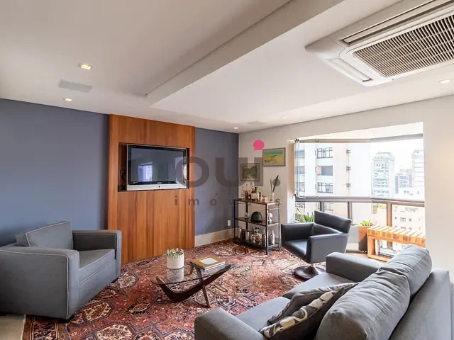 Apartamento 3 quartos e 3 banheiros, à venda, no bairro Vila Nova Conceição em São Paulo