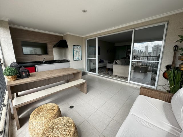 Apartamento com 94m² 2 quartos e 2 banheiros, à venda, no bairro Vila Romana em São Paulo