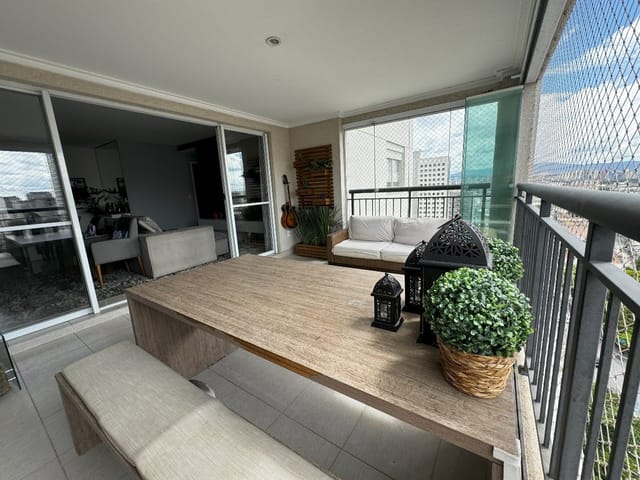 Apartamento com 94m² 2 quartos e 2 banheiros, à venda, no bairro Vila Romana em São Paulo