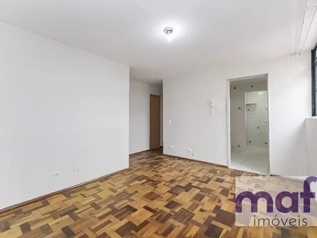 Apartamento com 71m² 3 quartos e 1 banheiro, à venda, no bairro Mercês em Curitiba