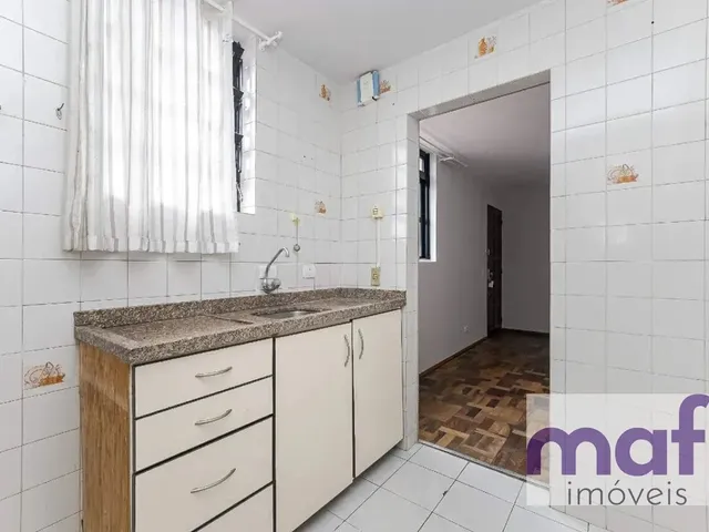 Apartamento com 71m² 3 quartos e 1 banheiro, à venda, no bairro Mercês em Curitiba