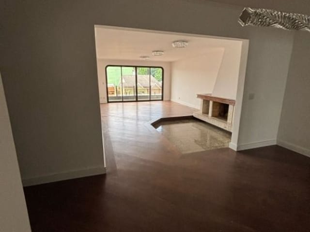 Apartamento com 220m² 4 quartos e 5 banheiros, à venda, no bairro Vila Galvão em Guarulhos