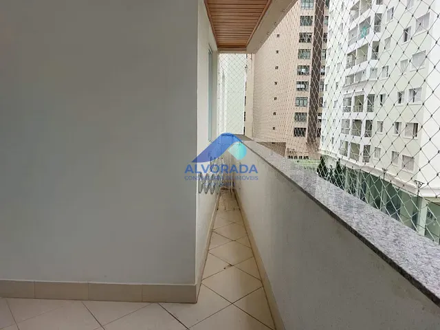 Apartamento 3 quartos e 2 banheiros, para alugar, no bairro Parque Residencial Aquarius em São José dos Campos