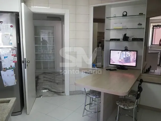 Apartamento com 222m² 3 quartos e 2 banheiros, à venda, no bairro Centro em Chapecó