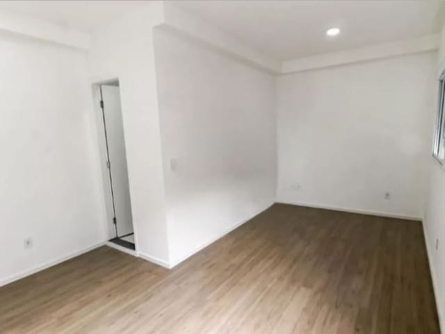 Apartamento com 32m² 1 quarto e 1 banheiro, à venda, no bairro Parque Reboucas em São Paulo