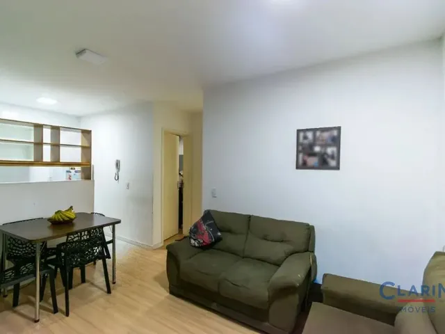 Apartamento 2 quartos e 1 banheiro, à venda, no bairro Bom Jesus em Campo Largo