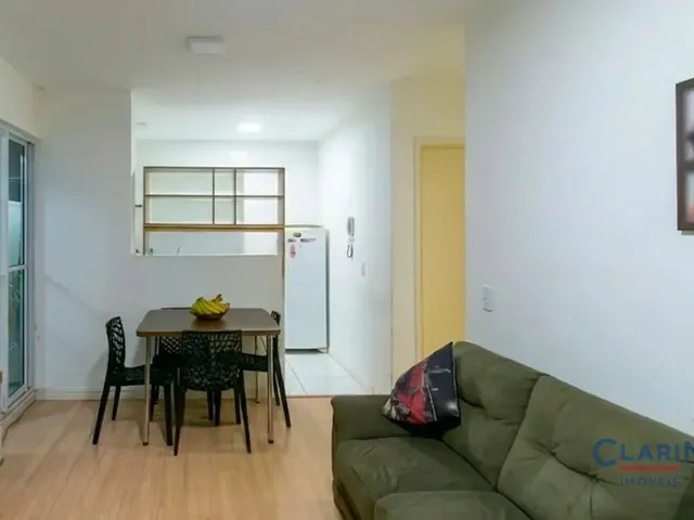 Apartamento 2 quartos e 1 banheiro, à venda, no bairro Bom Jesus em Campo Largo