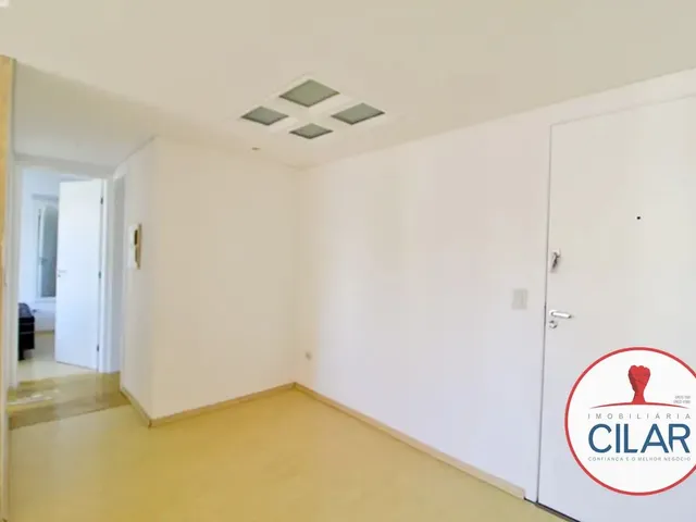 Apartamento 2 quartos e 1 banheiro, à venda, no bairro Novo Mundo em Curitiba