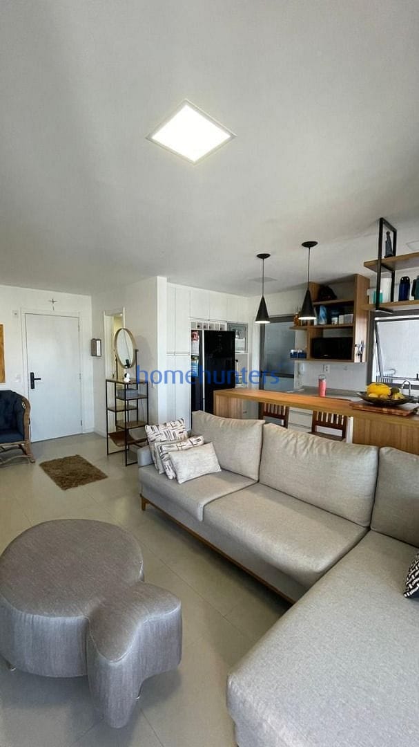 Apartamento à venda com 3 quartos, 107m² - Foto 6