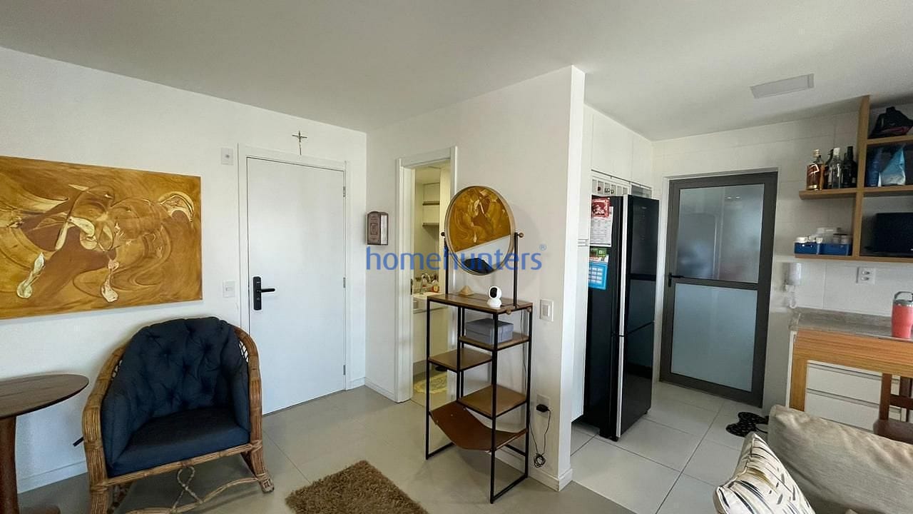 Apartamento à venda com 3 quartos, 107m² - Foto 8