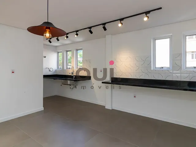 Apartamento 2 quartos e 2 banheiros, à venda, no bairro Vila Madalena em São Paulo