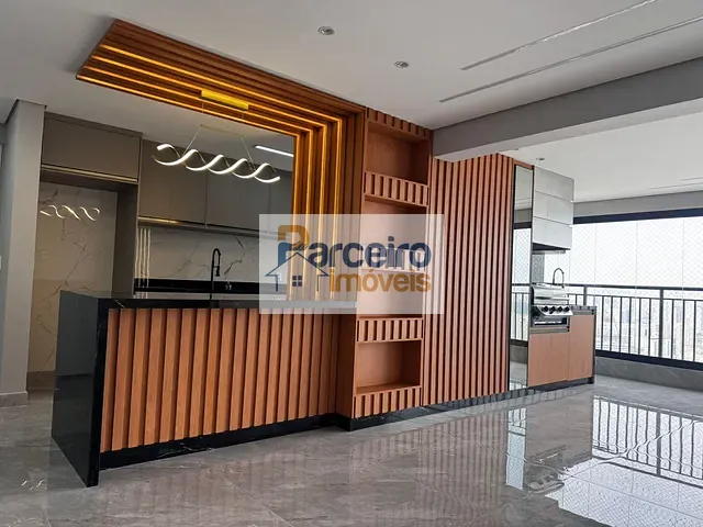 Apartamento 3 quartos e 3 banheiros, à venda ou para alugar, no bairro Brás em São Paulo