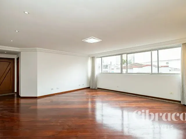 Apartamento 3 quartos e 3 banheiros, à venda, no bairro Centro em Curitiba