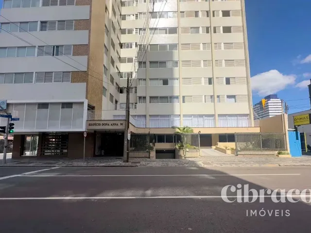 Apartamento 3 quartos e 3 banheiros, à venda, no bairro Centro em Curitiba