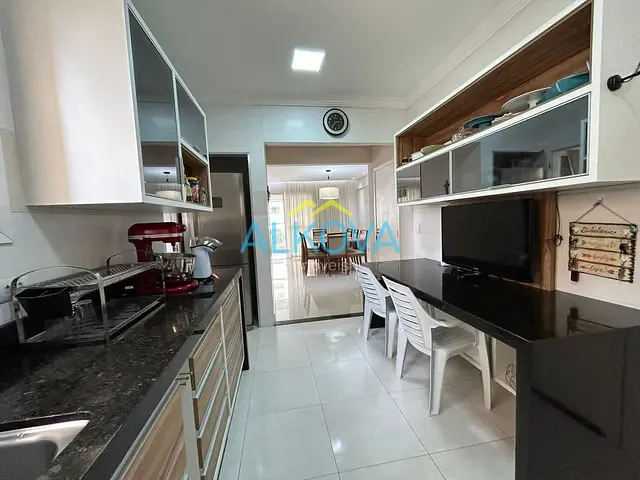 Apartamento com 156m² 3 quartos e 4 banheiros, à venda, no bairro Jardim das Indústrias em São José dos Campos