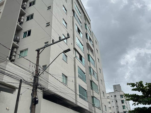 Apartamento com 111m² 3 quartos e 2 banheiros, à venda, no bairro Meia Praia em Itapema