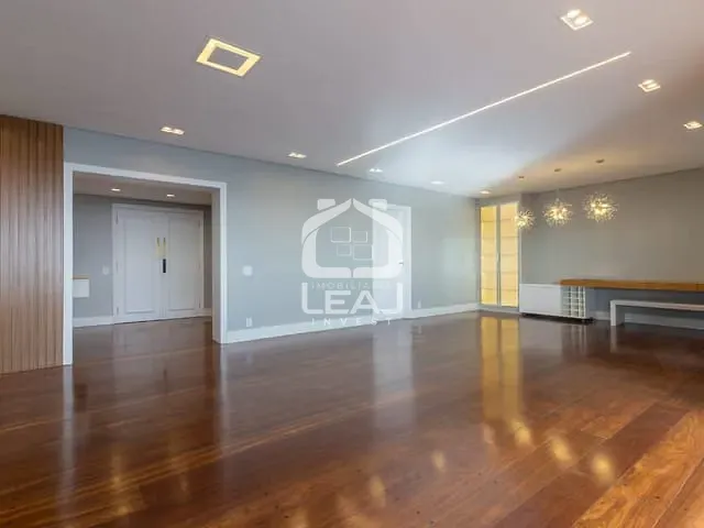 Apartamento com 641m² 4 quartos e 7 banheiros, à venda, no bairro Vila Sofia em São Paulo