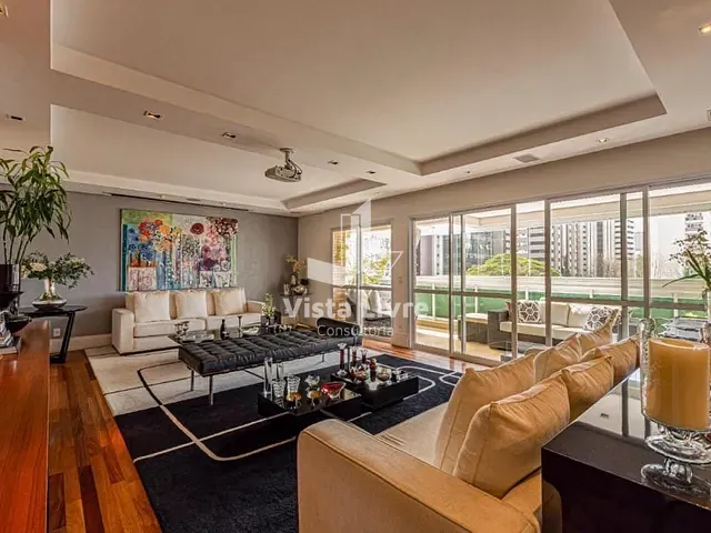 Apartamento com 245m² 4 quartos e 6 banheiros, à venda, no bairro Cidade Monções em São Paulo