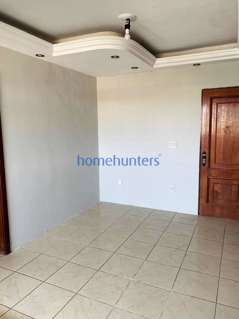 Apartamento à venda com 2 quartos, 66m² - Foto 5