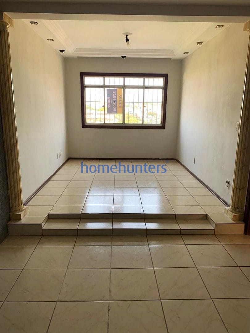 Apartamento à venda com 2 quartos, 66m² - Foto 4