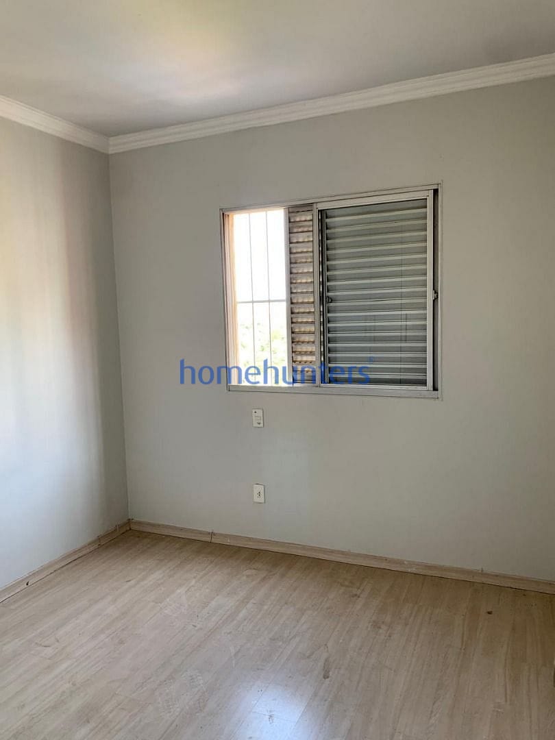 Apartamento à venda com 2 quartos, 66m² - Foto 17