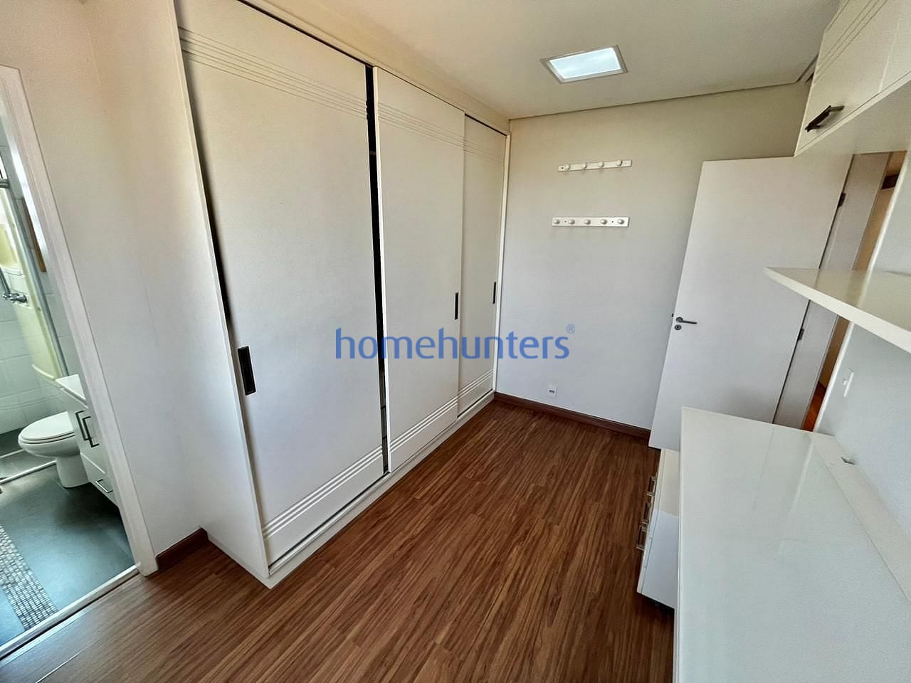 Apartamento para alugar com 3 quartos, 137m² - Foto 23