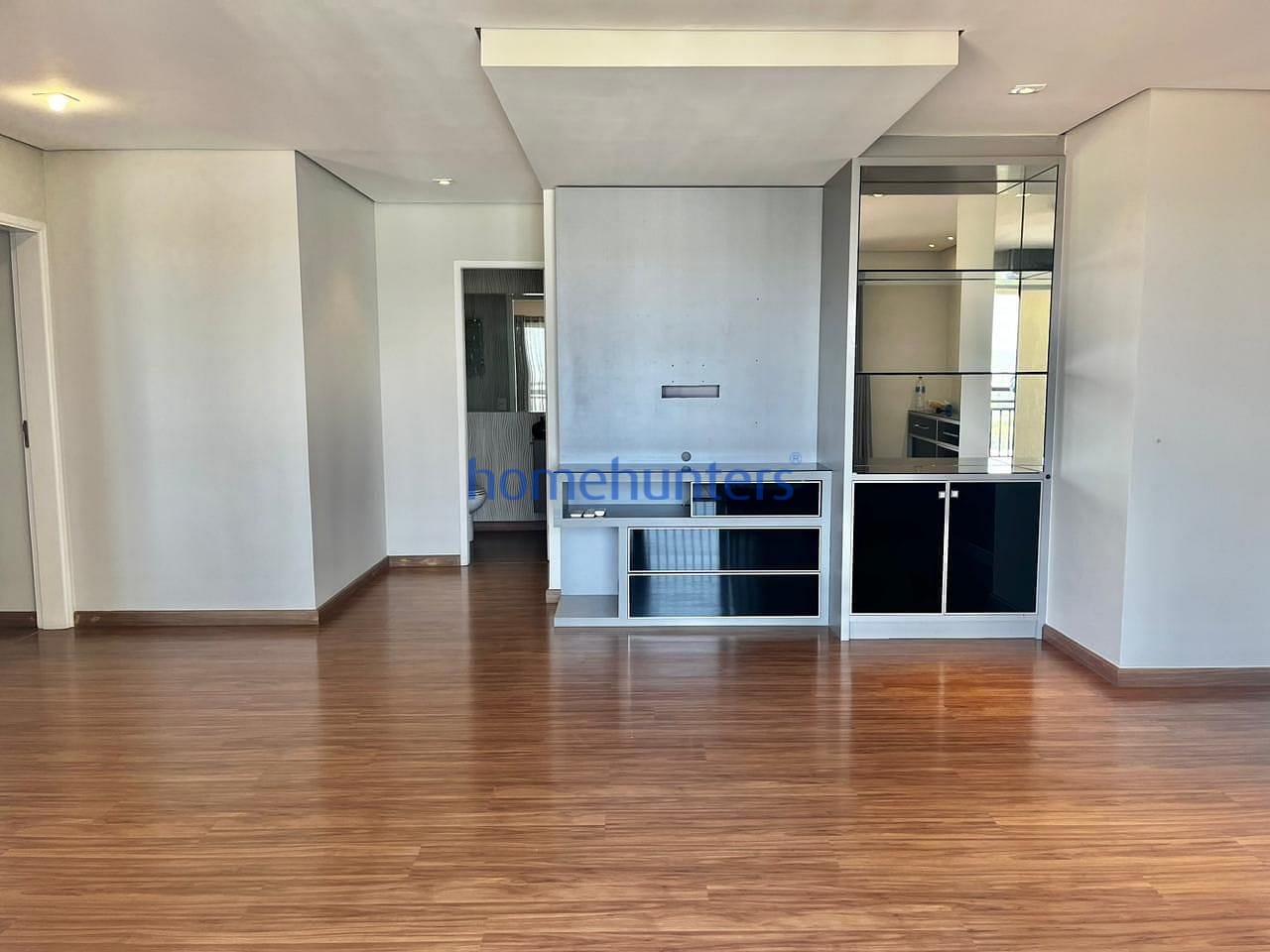 Apartamento para alugar com 3 quartos, 137m² - Foto 9