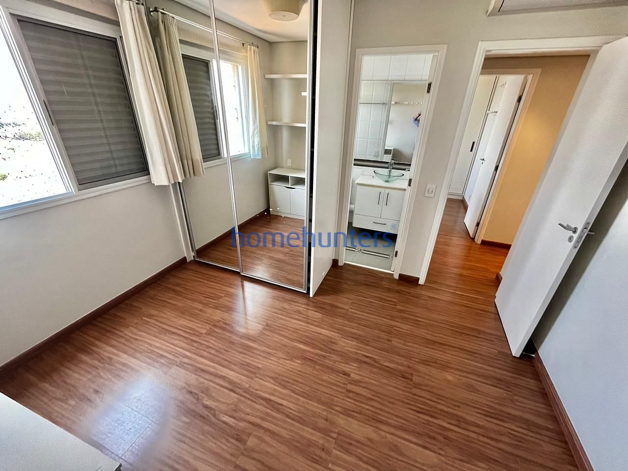 Apartamento para alugar com 3 quartos, 137m² - Foto 27